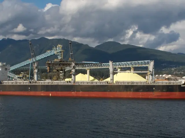 Exploring Alone: A Comprehensive Guide to Boating Journeys in the Mediterranean Sea