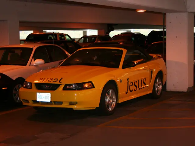 Be wary of hidden fees and deceptive practices in rental car deals!