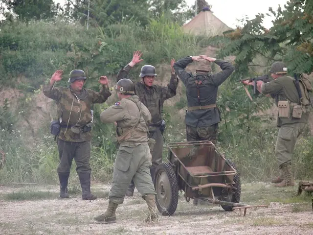 Staple Article of Garb Quickly Reveals Tourist Status Upon Arrival in France
