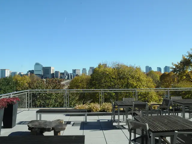 Ancient yet charming Bangkok hotel offering authentic Thai service